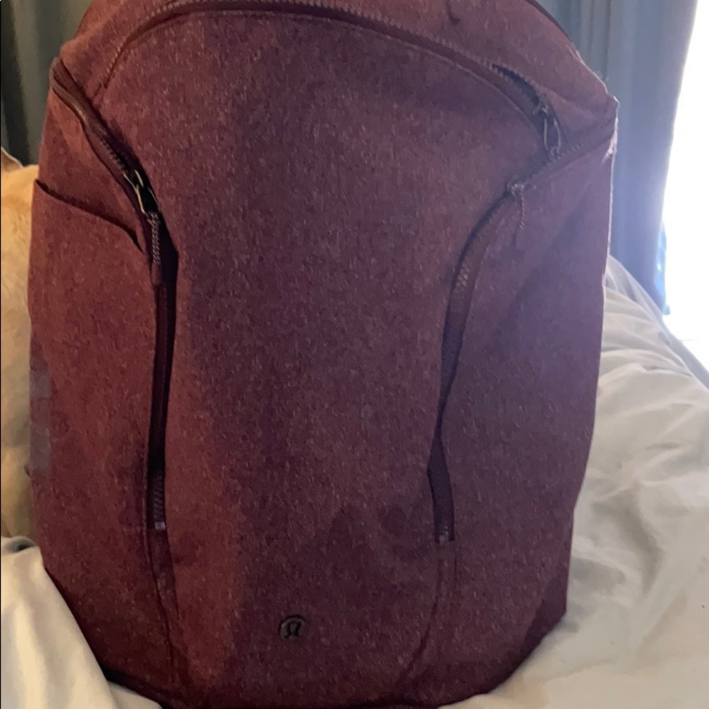 EUC lululemon backpack